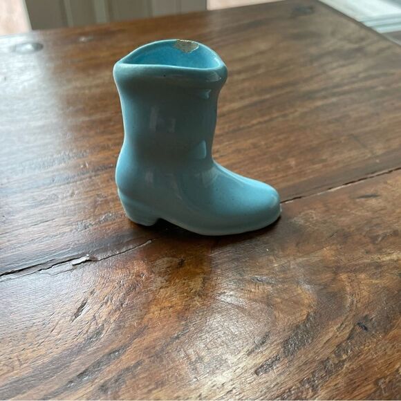 Lot of 2 Vintage Porcelain Miniatures Teacup and Light Blue Boot - Picture 9 of 12